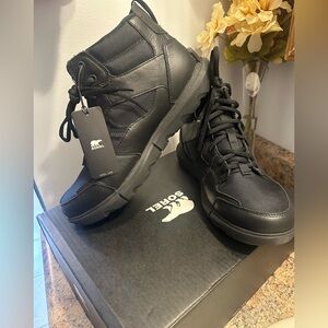 Sorel Men's Black Boots size 11 new!